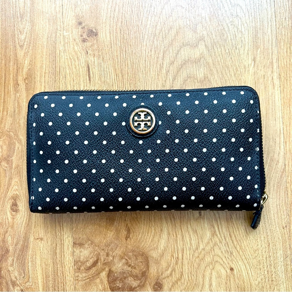Tory Burch Leather Wallet